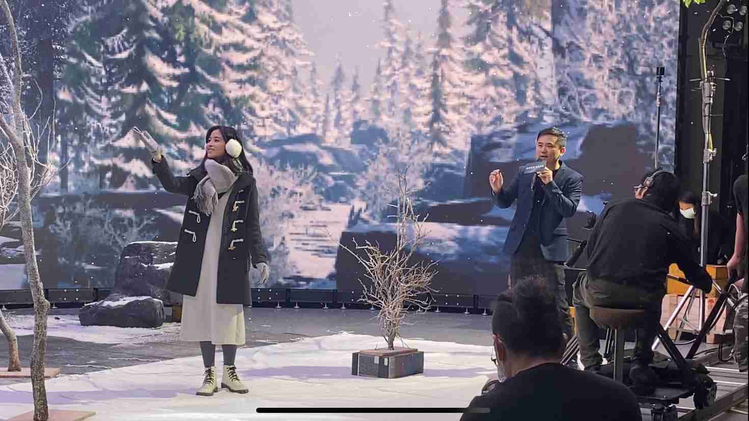 菠菜论坛以ALED先进显屏技术，，，与金马奖视觉特效团队“再现影像”携手合作打造LED虚拟摄影棚，，，提供沉浸式表演体验，，，并精简拍摄成本与时间